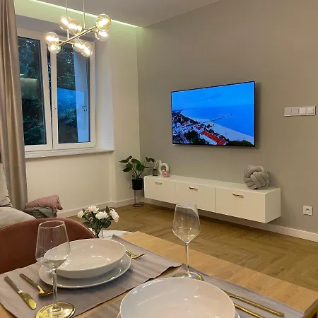 Crystal Cave Lejlighed