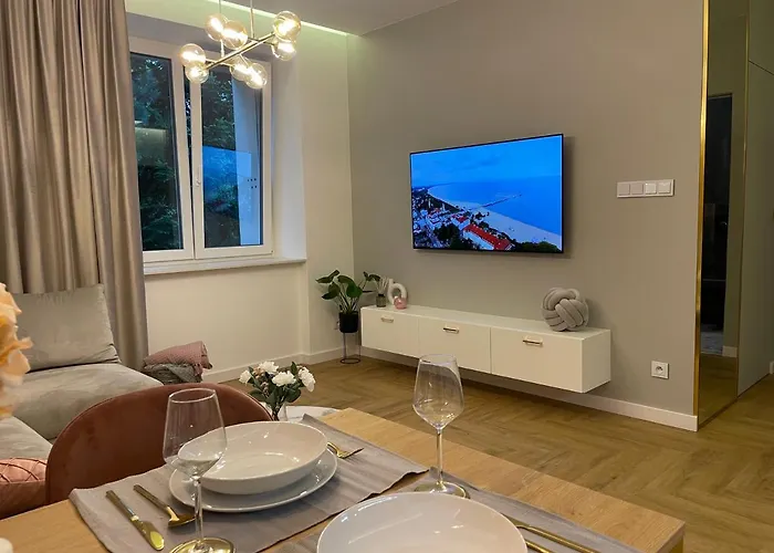 Crystal Cave Apartman